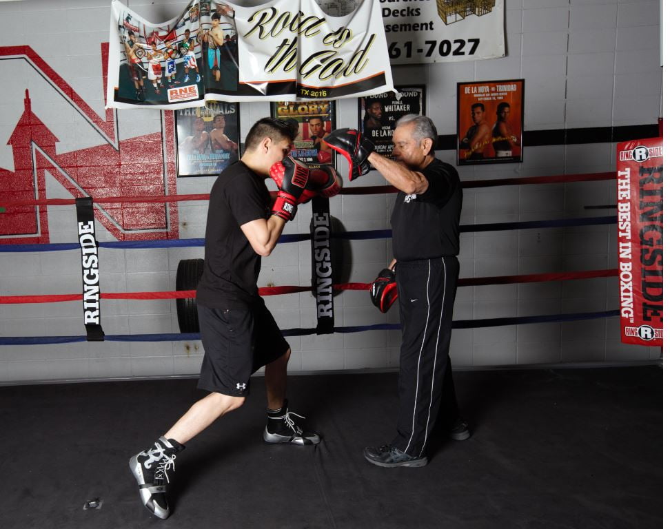 Ringside Apex Elite Boxing Shoes, White/Black, Size 5